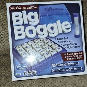 Hasbro Big Boggle Classic Edition Word Game